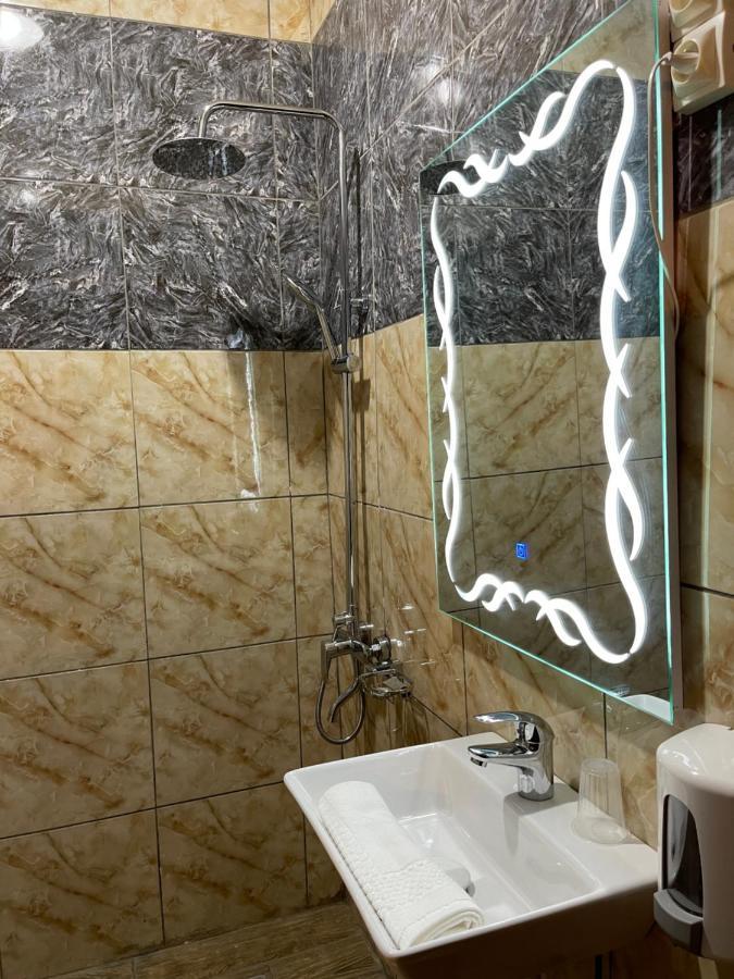 La Rochelle Hotel ยาอุนเด ภายนอก รูปภาพ