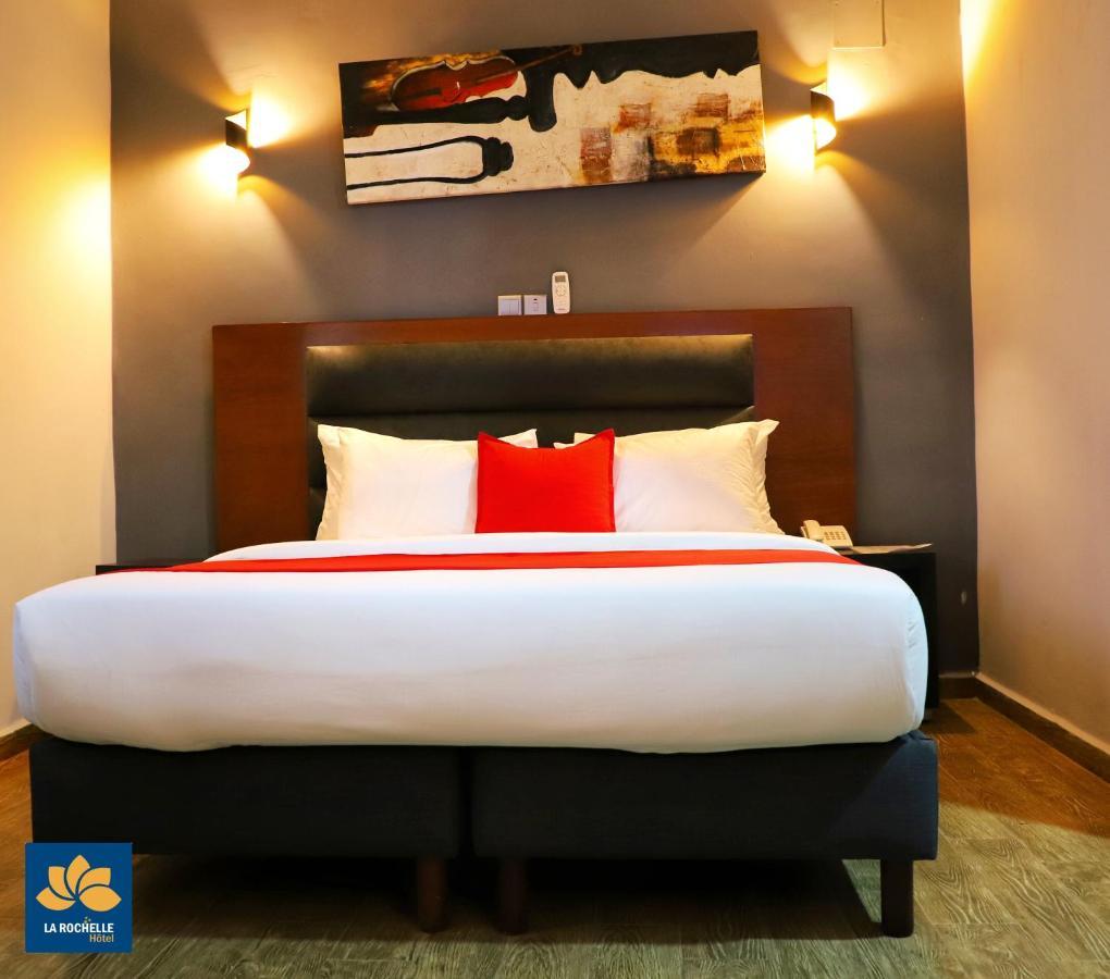 La Rochelle Hotel ยาอุนเด ภายนอก รูปภาพ